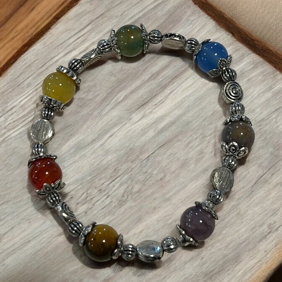 20236 Good vibes bracelet 6.5" wrist size - Picture 1 of 4
